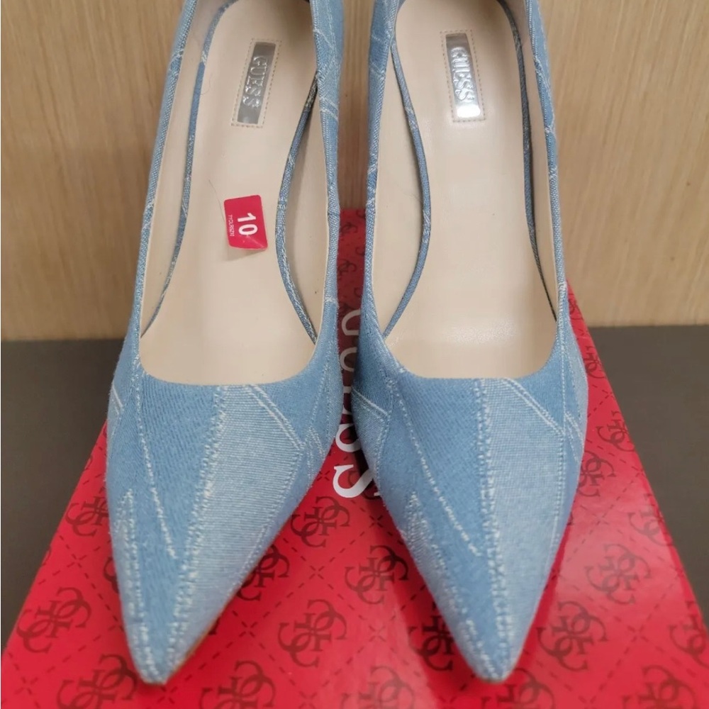 STUNNING - GUESS Babbitt Mesh Pointed Toe Denim Heelsl / Sz 10